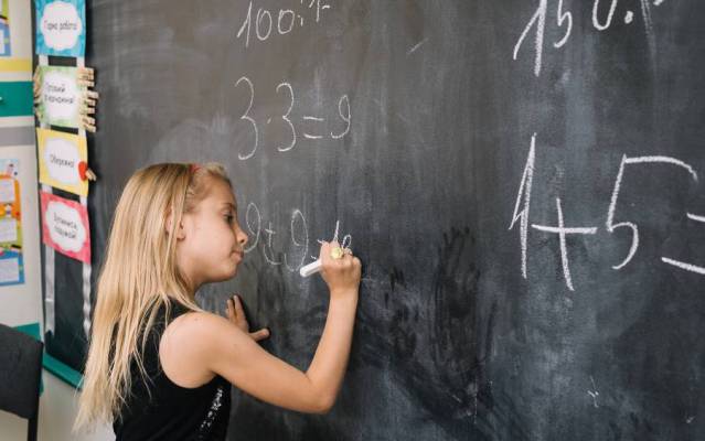 age group that describe quantities and basic cause