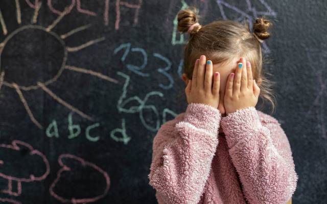 symptoms of adhd and complete tasks with low frustration tolerance