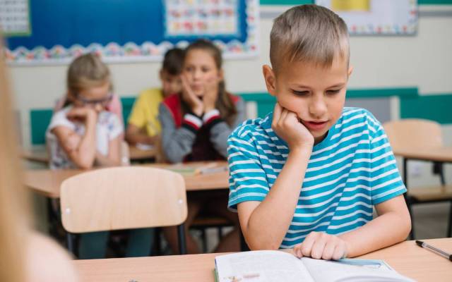 common symptoms in age group of other children with dyslexia symptoms
