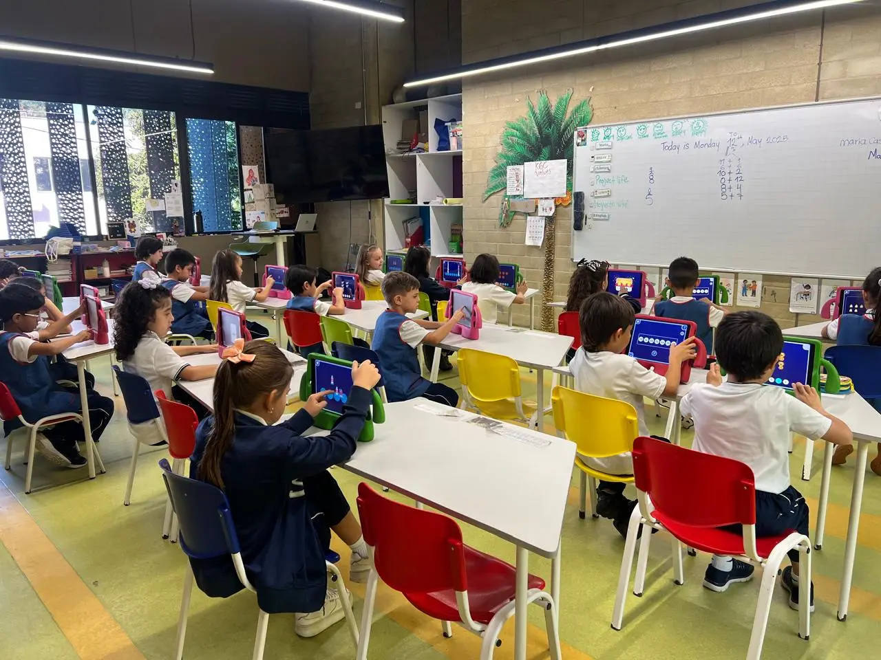 Children using Magrid in the classroom